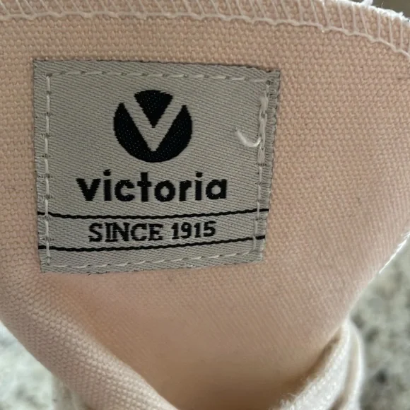 Victoria - Size 39 - cream/pale pink platform high tops - Picture 6 of 6